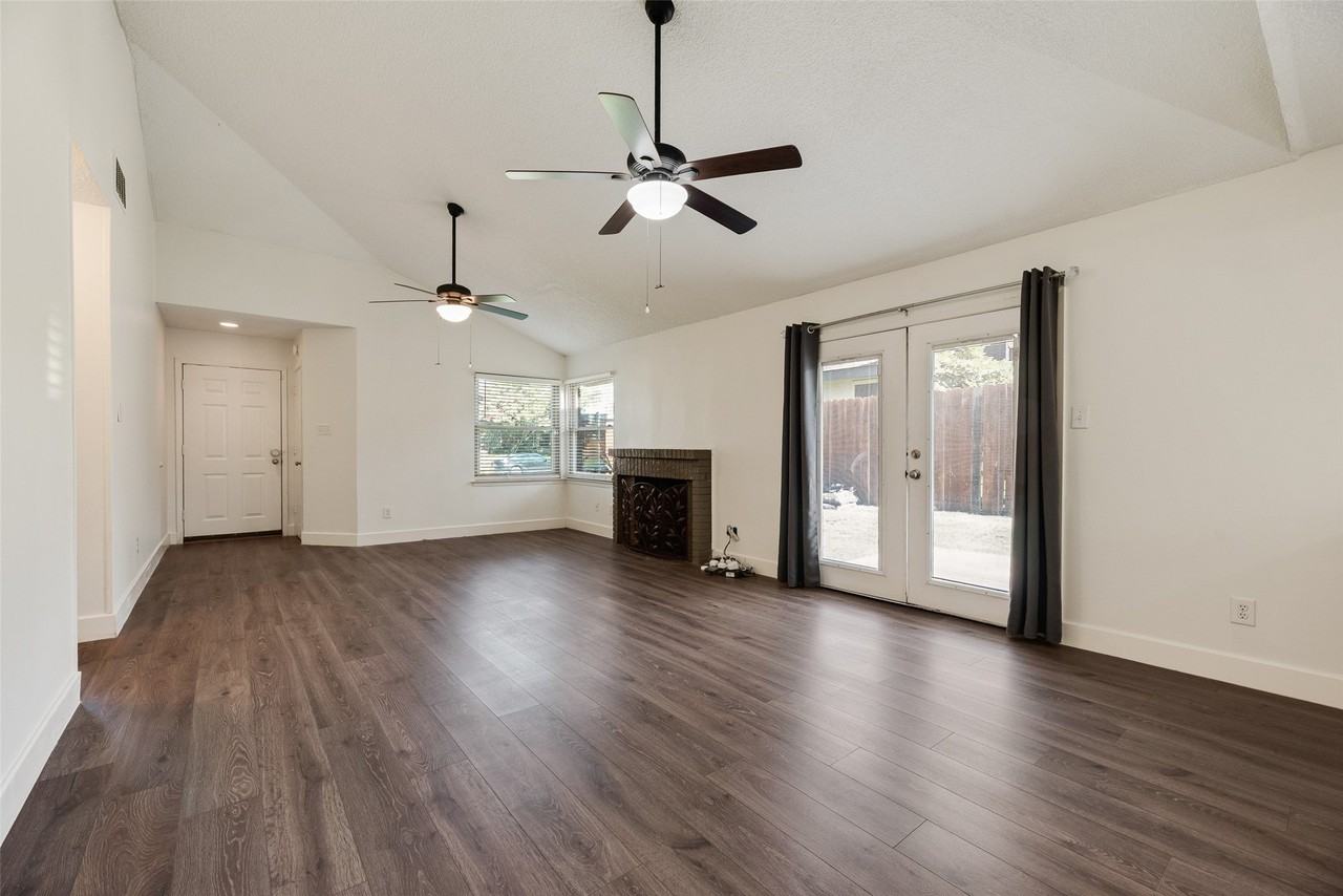617 Harvest Hill St - Photo 4 of 18