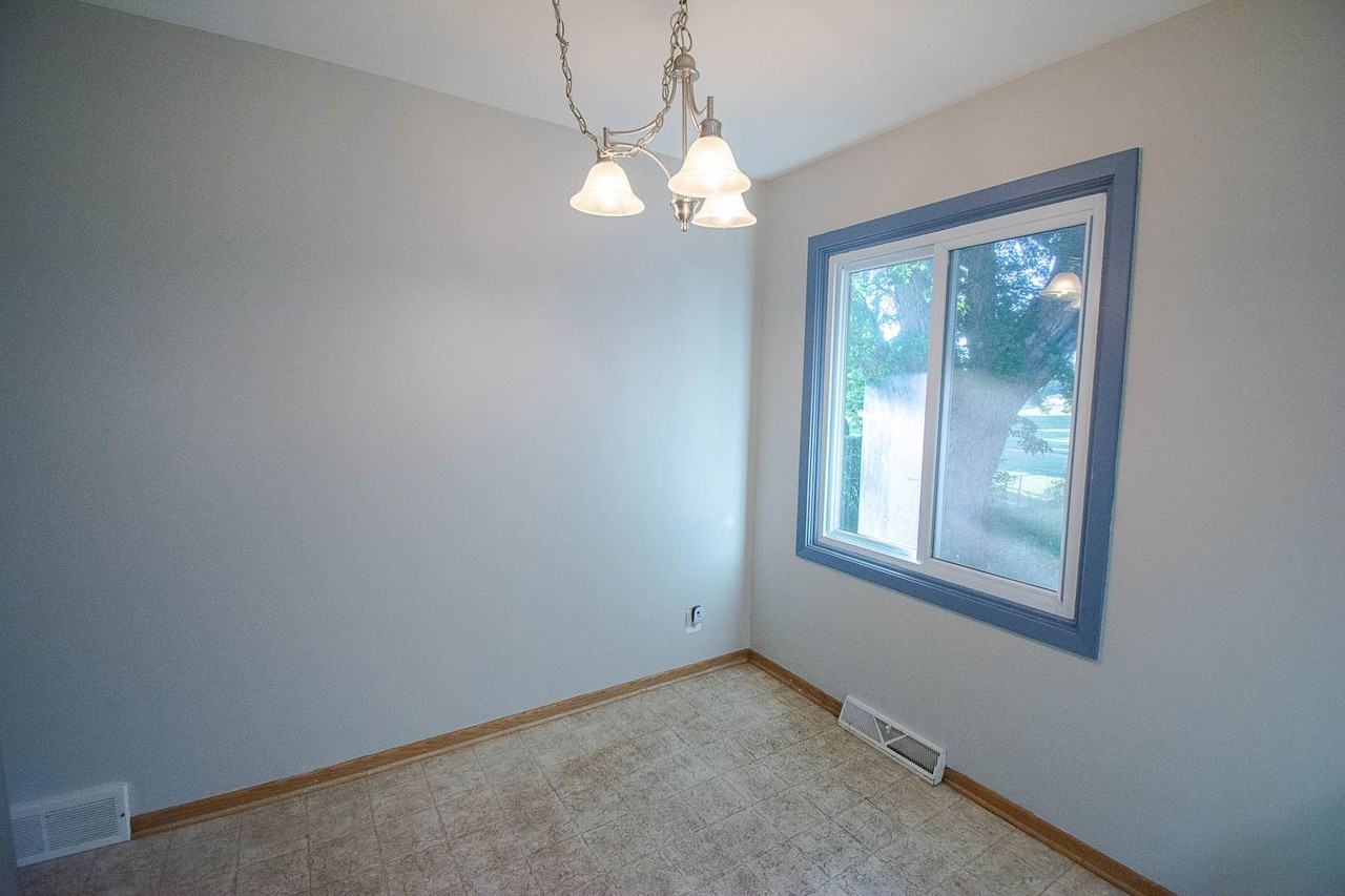 1706 34th St Nw - Photo 5 of 29