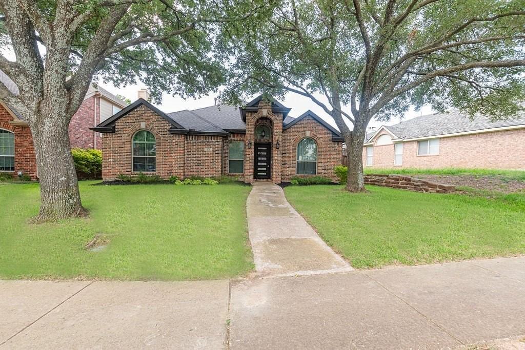 875 Shores Blvd - Photo 3 of 31