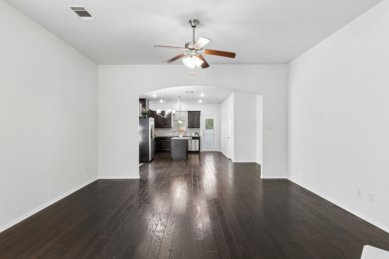 10212 Bennet Dr - Photo 7 of 29