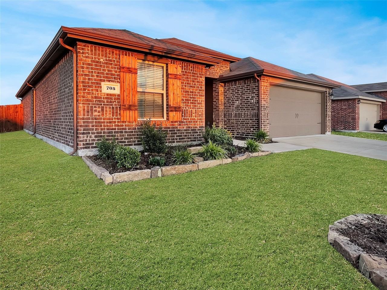 705 Farmstead Way - Photo 4 of 29