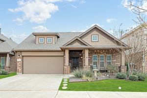 featured image of 916 Falcon Rd