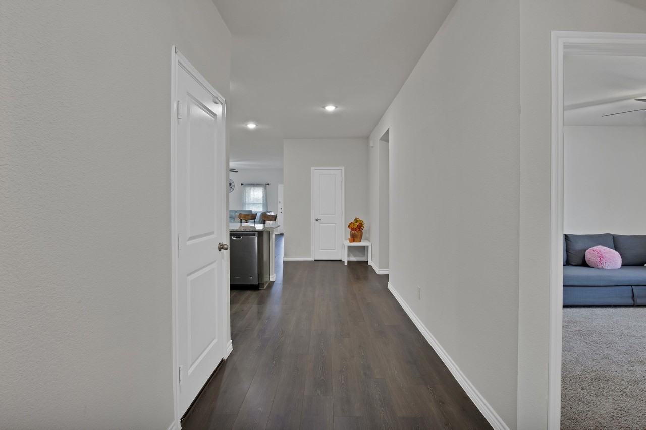 1107 Branding Iron Ln - Photo 5 of 22