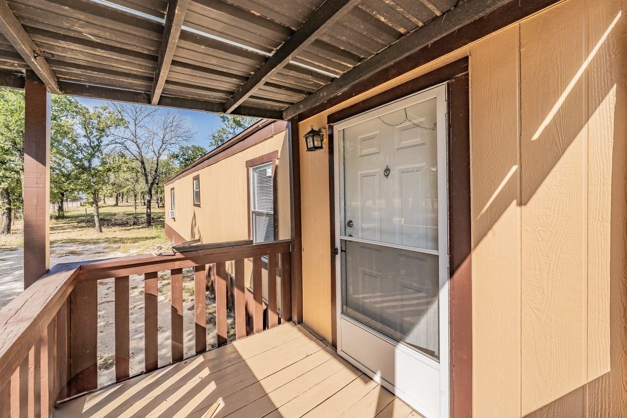 419 Wood River Rd - Photo 4 of 21