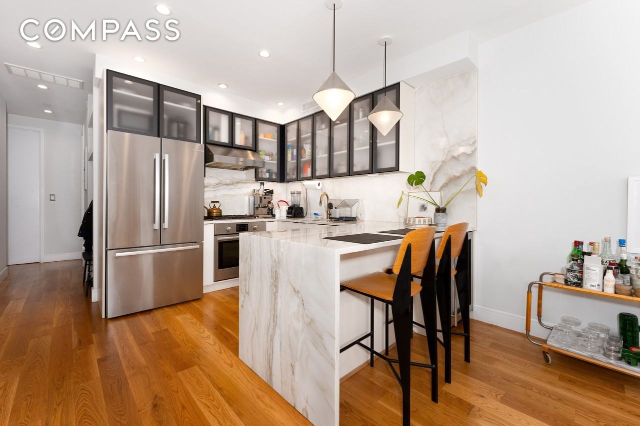 185 Putnam Ave #4 - Photo 6 of 10