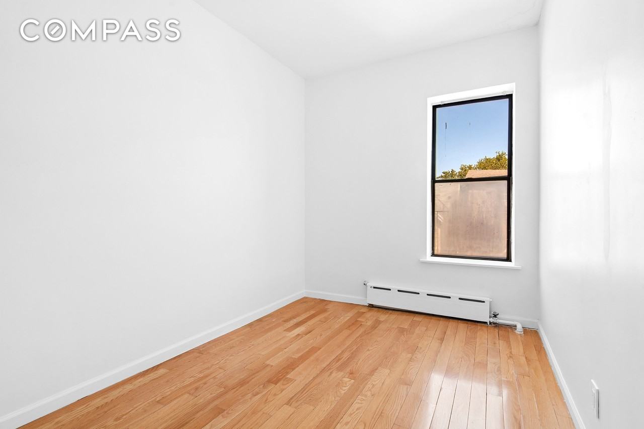 174 Bay 25th St #C4 - Photo 4 of 5