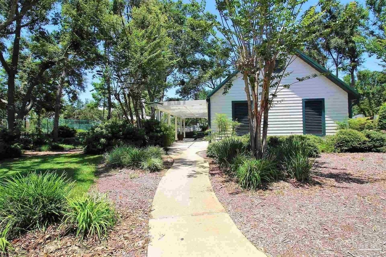 9850 Rail Cir - Photo 2 of 23