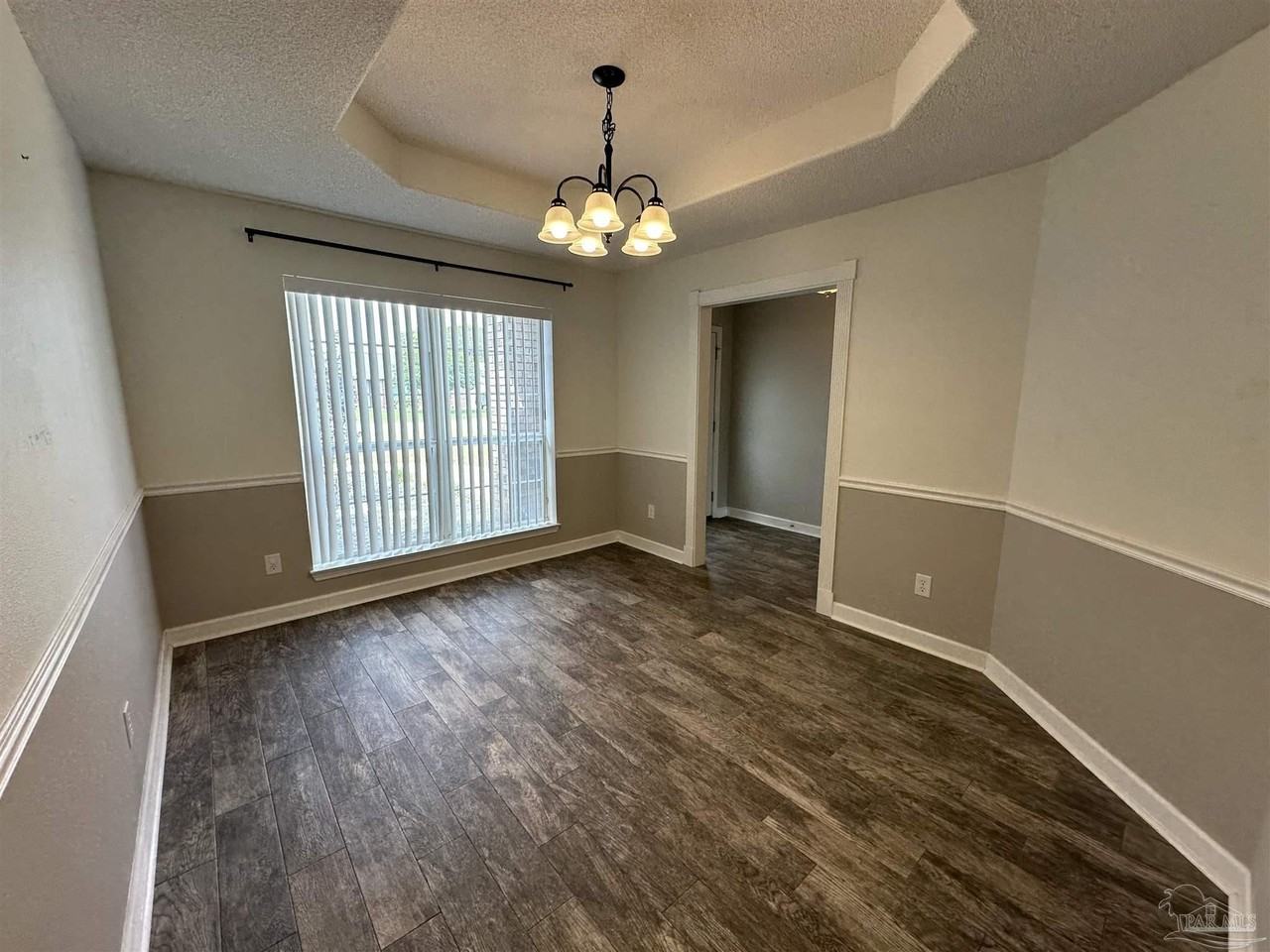 616 Buoy Dr - Photo 3 of 25
