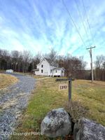 featured image of 1393 Beacon Hill Rd