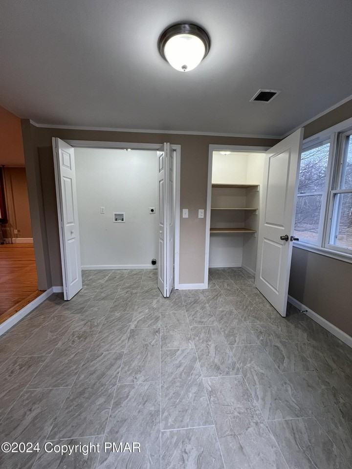 1393 Beacon Hill Rd - Photo 7 of 35