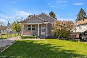 featured image of 13230 Delavern St