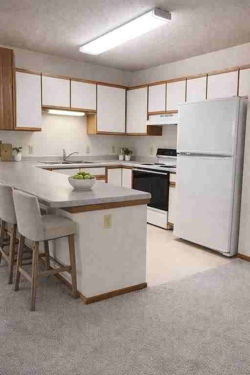 400 11th Ave Ne #208 - Photo 3 of 17