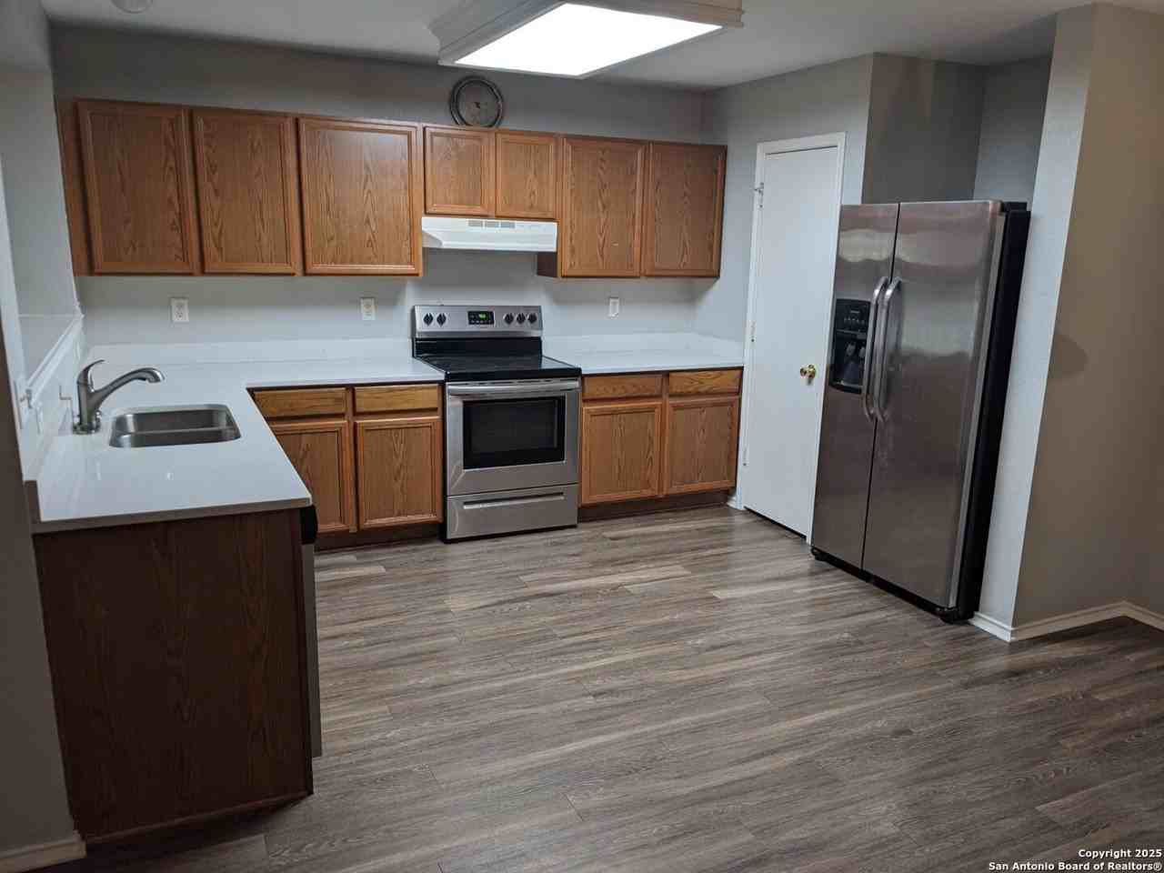 15 Bedford Bay - Photo 5 of 5