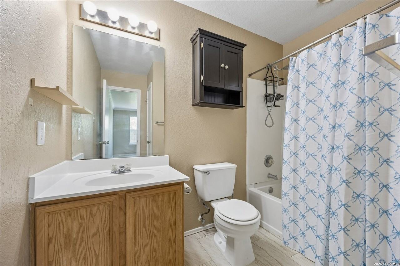 116 Lone Star Way - Photo 6 of 10