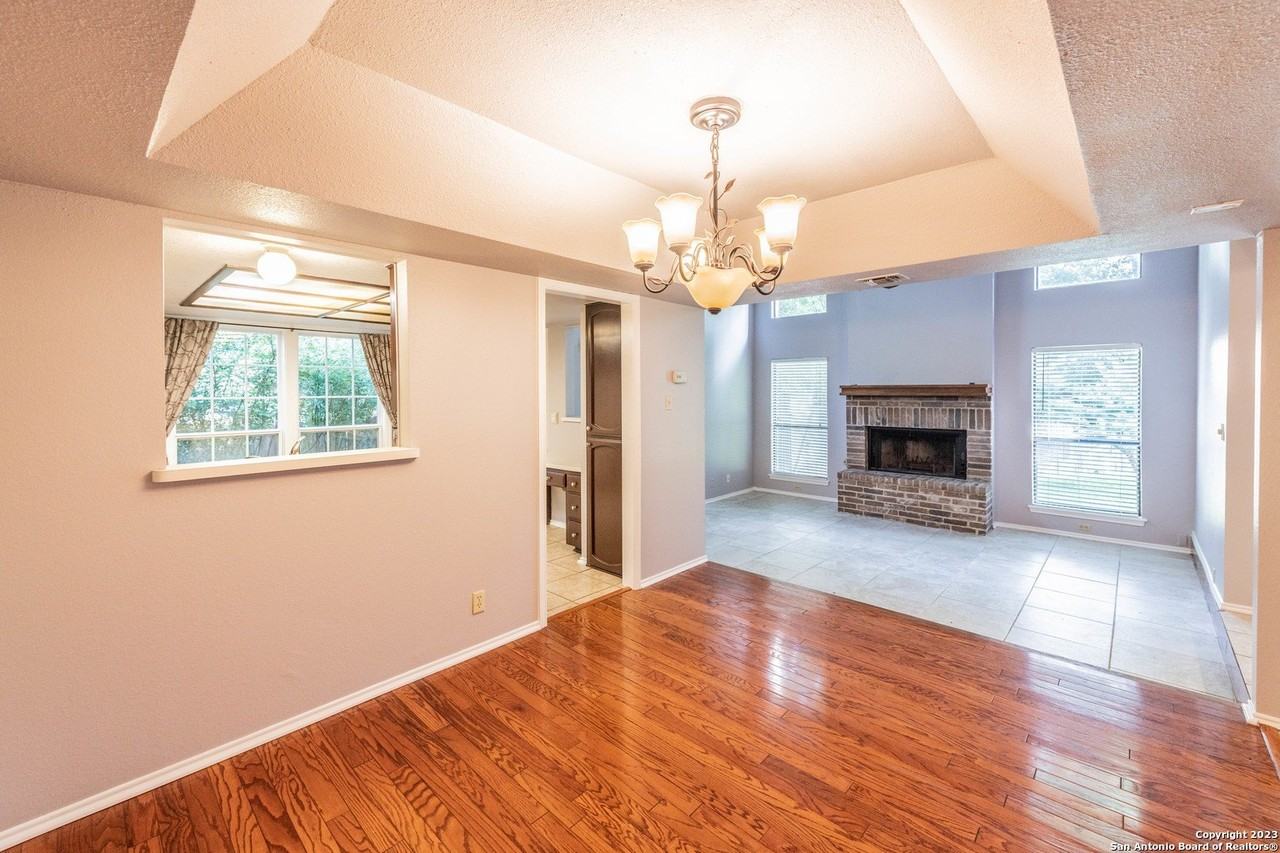 6003 Macgregor Way - Photo 2 of 14
