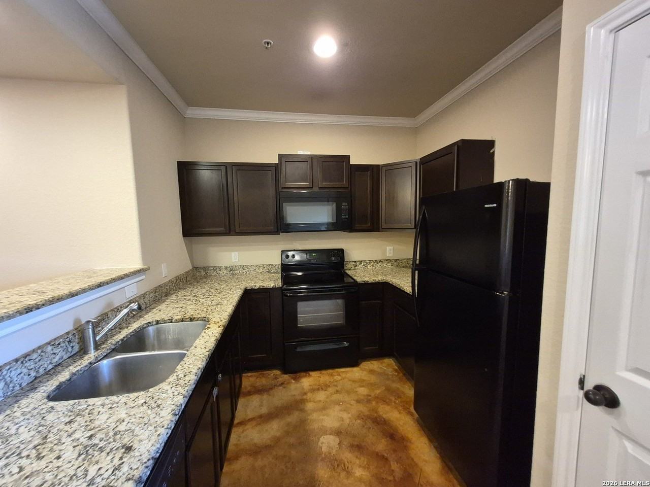 6311 Attucks Ln - Photo 7 of 23