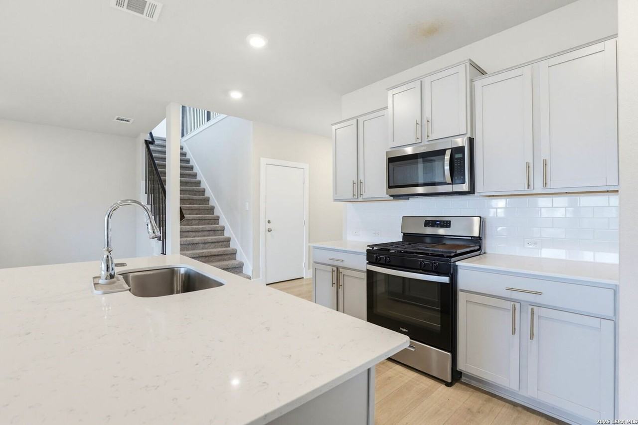 21223 Cobbles Loop - Photo 7 of 41
