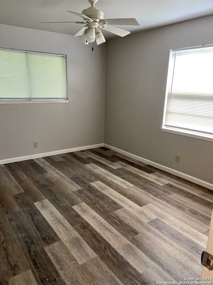 5063 Galahad Dr - Photo 6 of 13