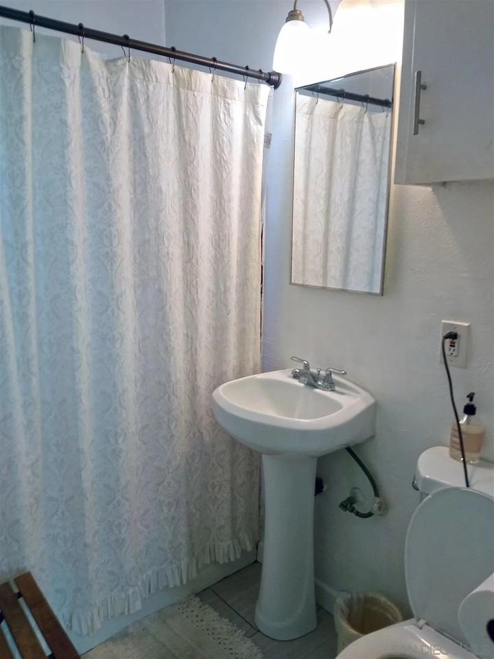 2015 Reed Ave - Photo 5 of 9