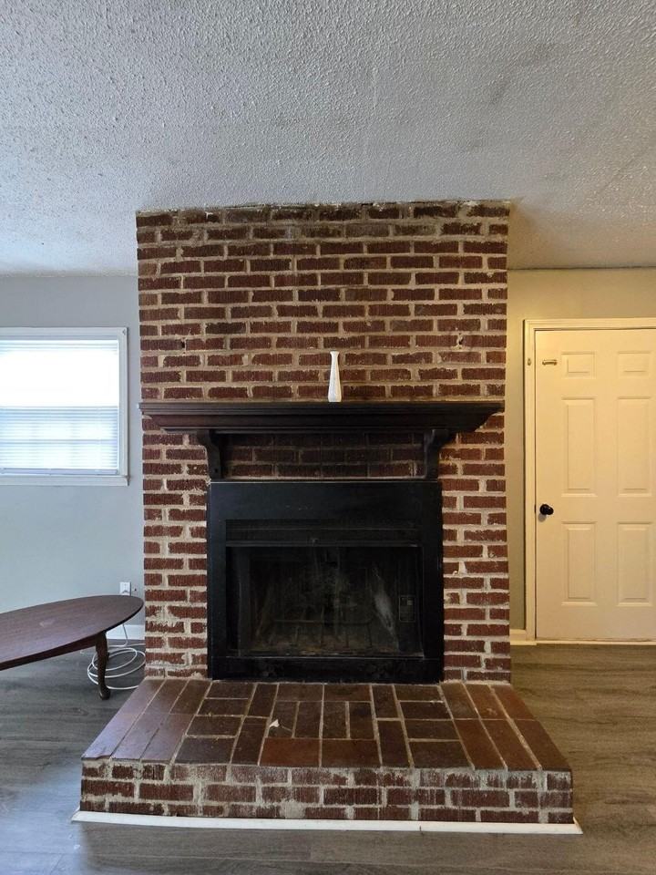 776 Kenyon Ave - Photo 3 of 31
