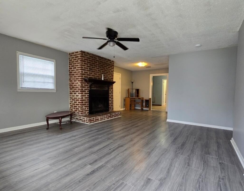 776 Kenyon Ave - Photo 6 of 31