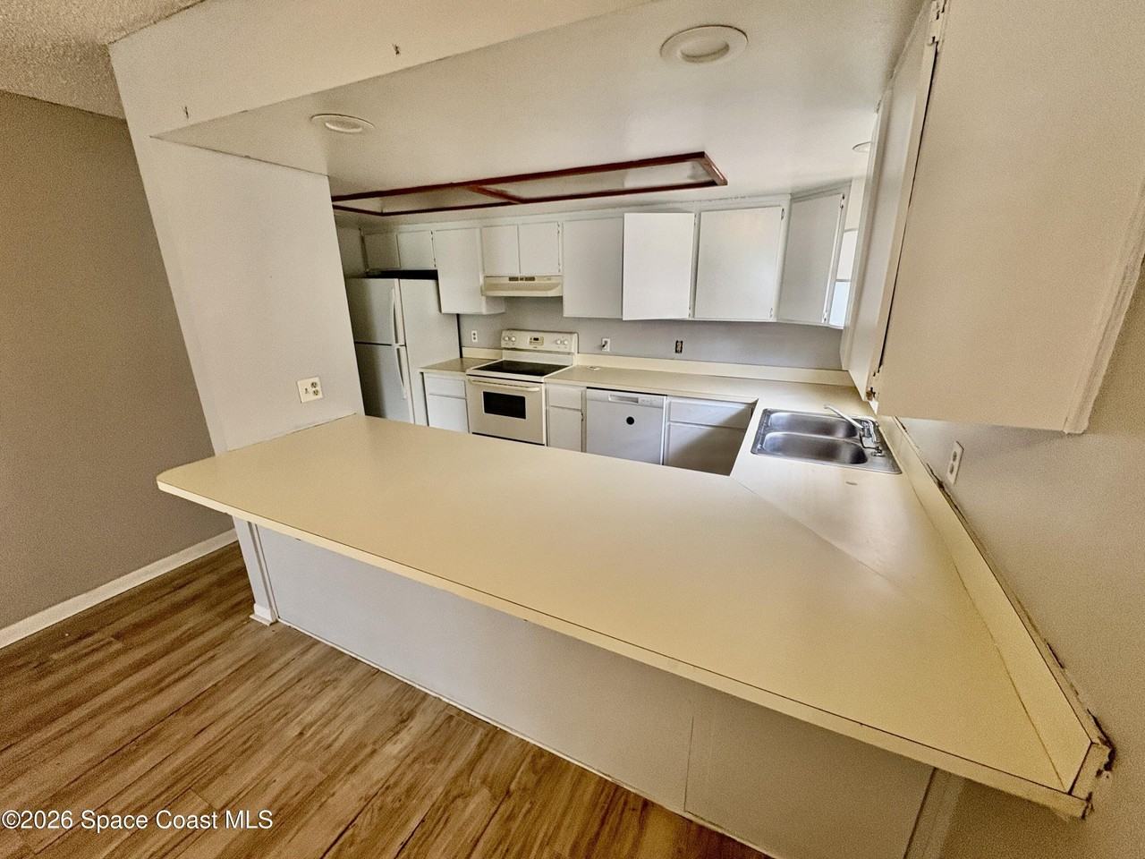 319/321 Jefferson Avenue #321 - Photo 5 of 14