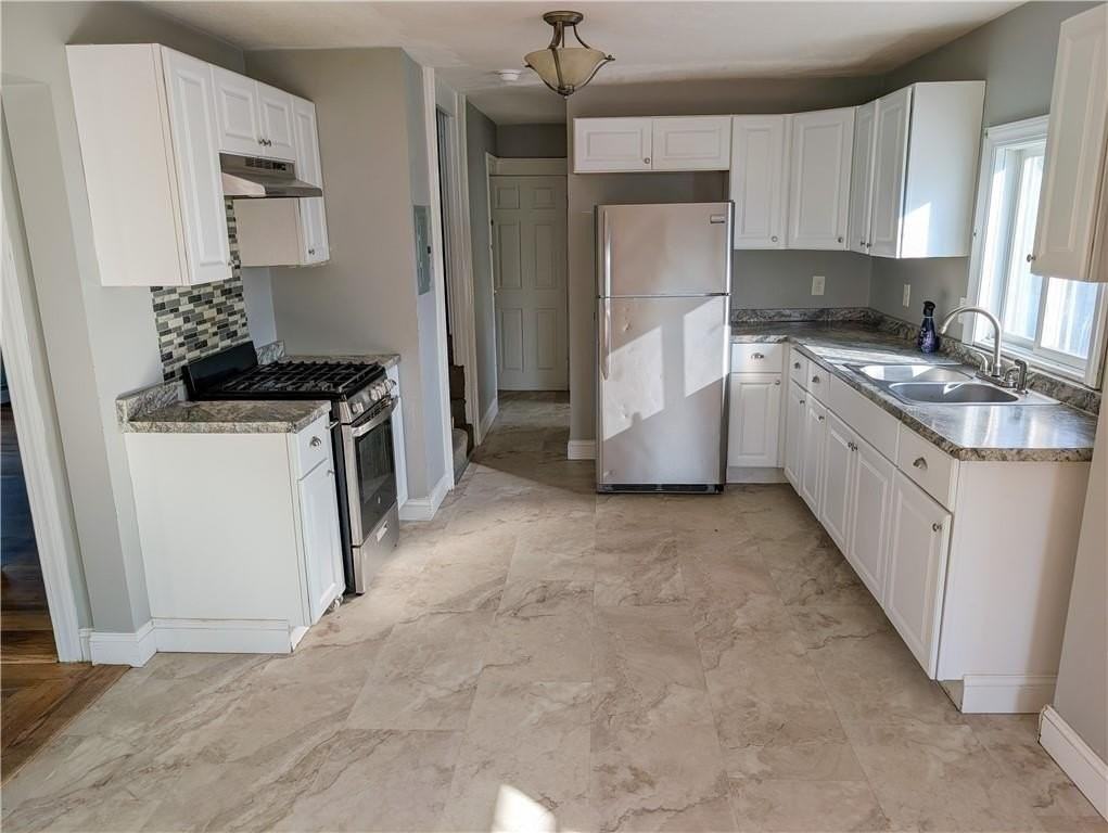 18 Berkley St #2 - Photo 5 of 12