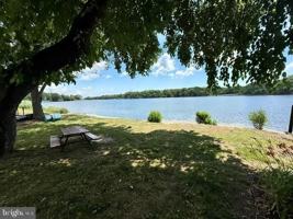 featured image of 350 Gatewater Ct #101