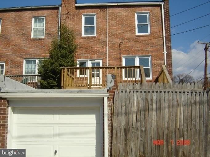 925 Chestnut Hill Ave - Photo 7 of 13