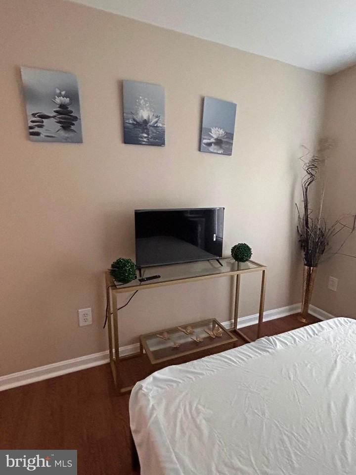 8 Trout Lily Ct - Photo 2 of 9