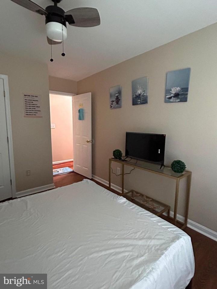 8 Trout Lily Ct - Photo 6 of 9
