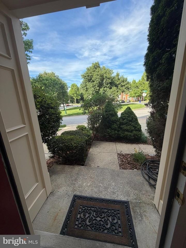 10631 Sandown Way - Photo 2 of 19