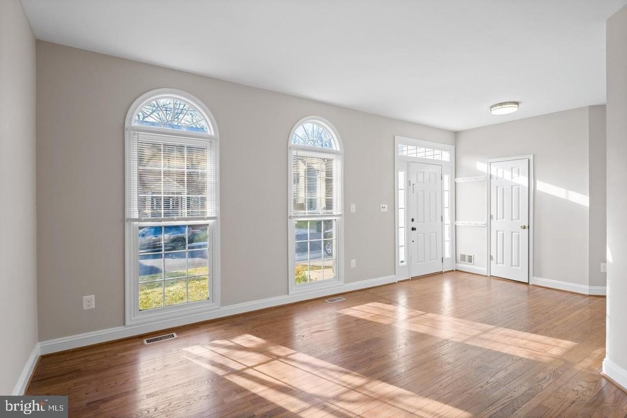 2634 Antler Ct - Photo 5 of 46