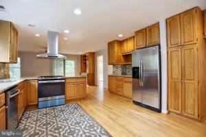 featured image of 1209 Merton Trl