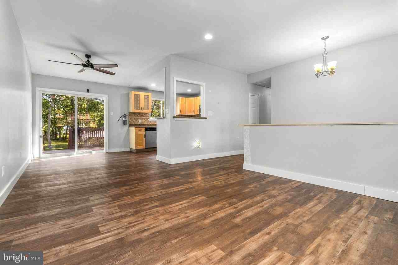 309 California Trl - Photo 4 of 33