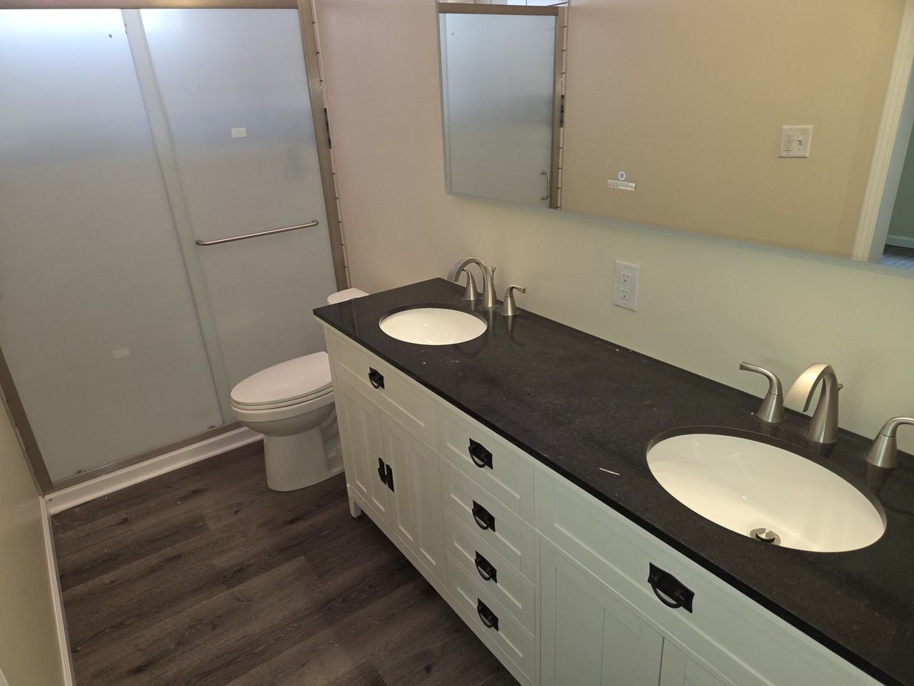 2250 Shelby St #1 - Photo 5 of 10