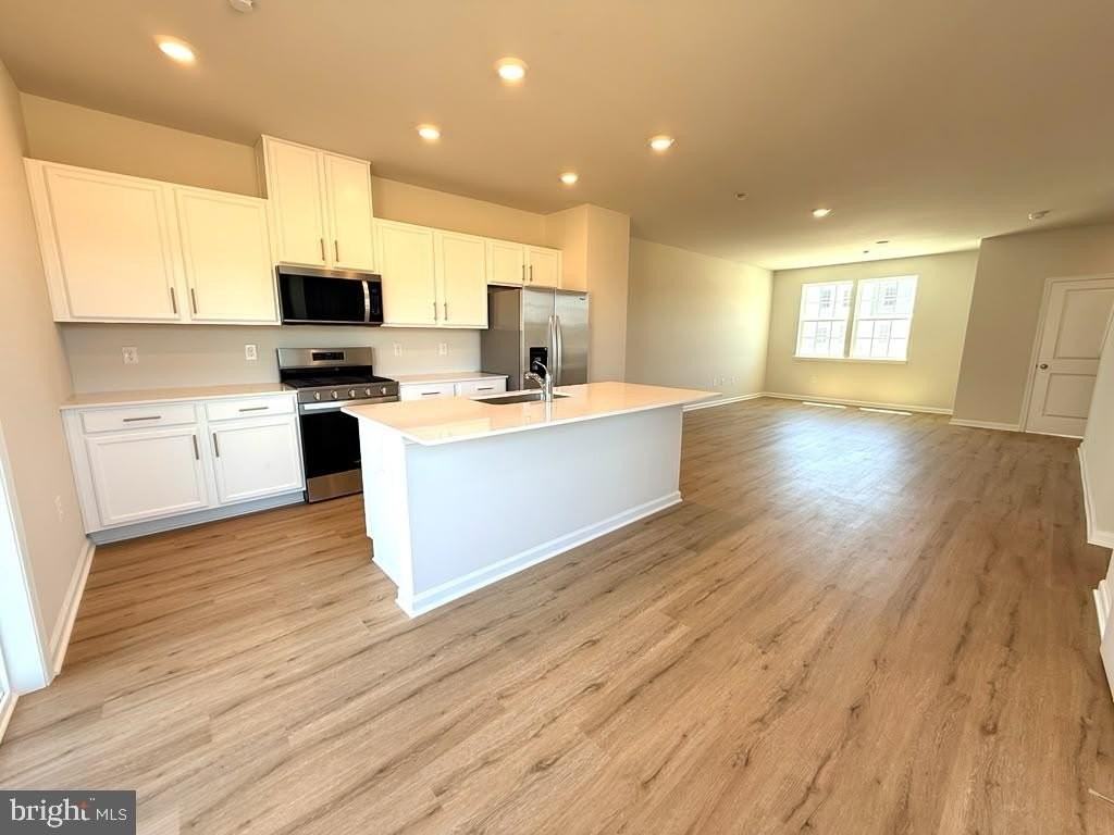 144 Gary Way - Photo 2 of 25