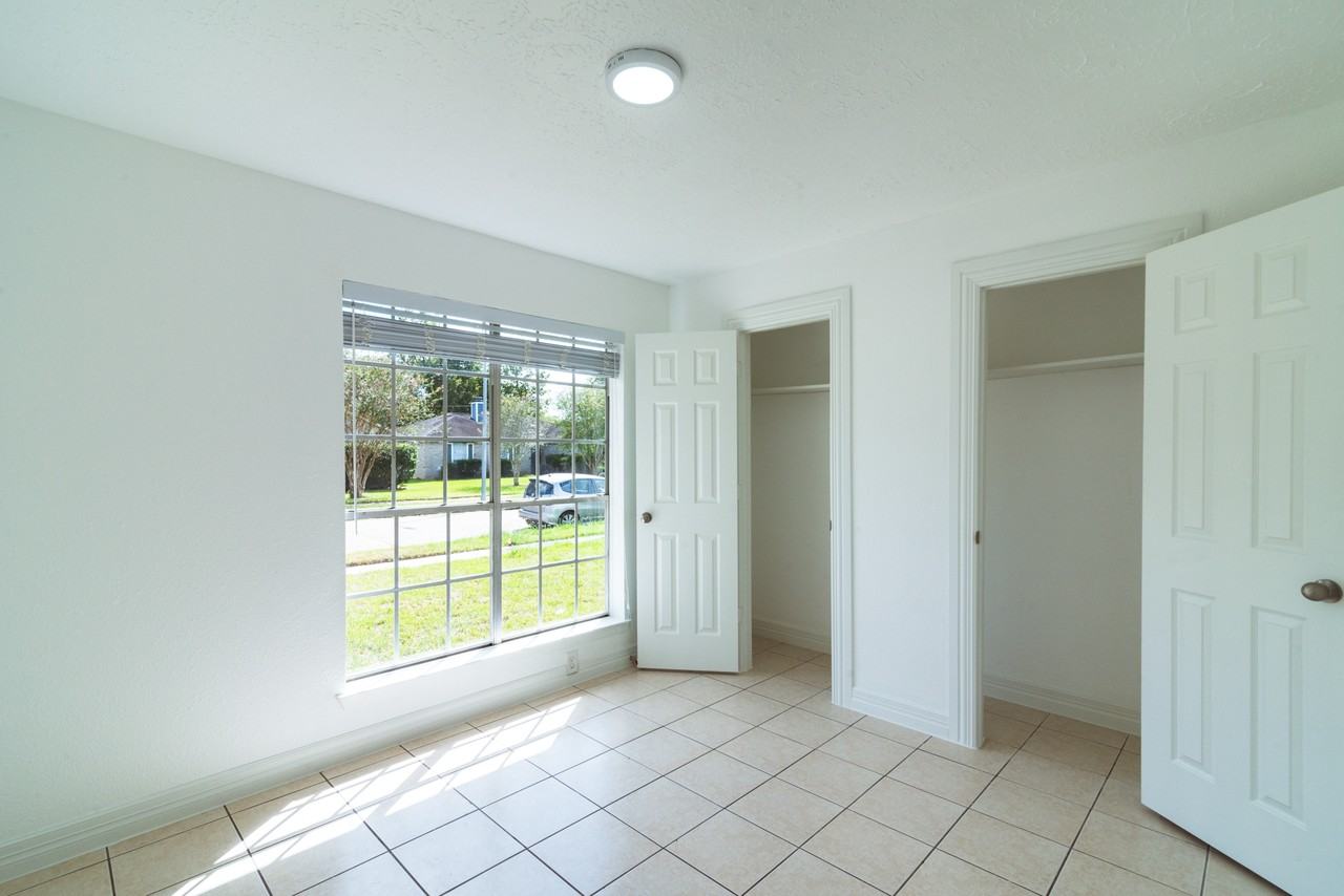 8602 Rockmont Ct #1 - Photo 3 of 20