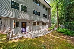 featured image of 330 3rd St Nw