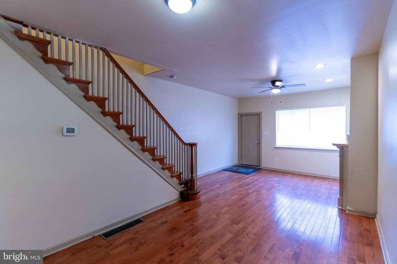 2022 S Opal St - Photo 4 of 24