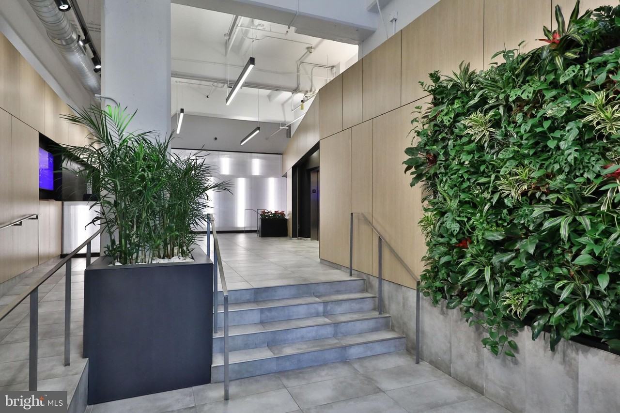 2200 Arch St #609 - Photo 6 of 10