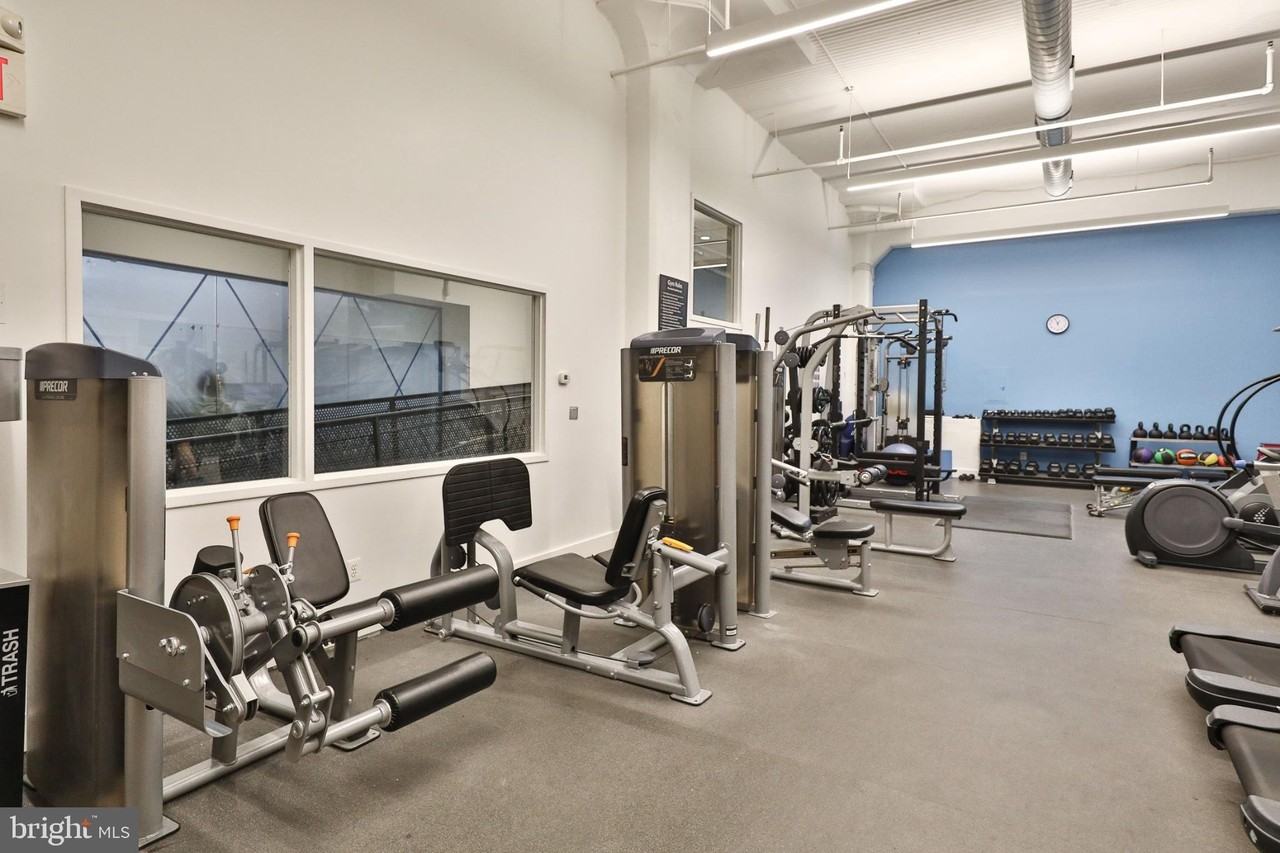 2200 Arch St #609 - Photo 7 of 10