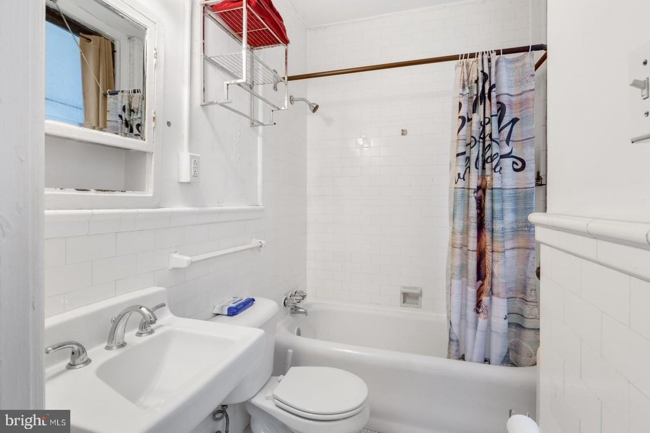 1324 Locust St #712 - Photo 7 of 32