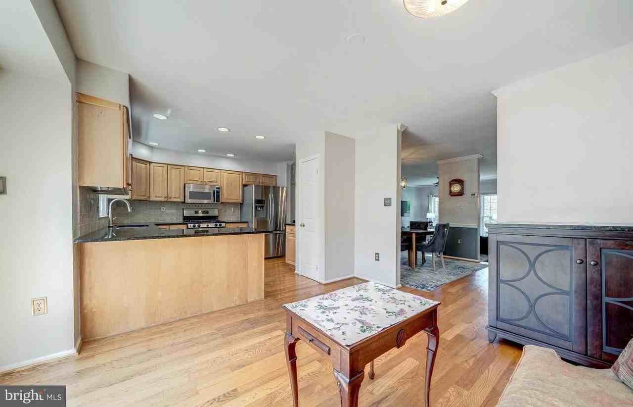 4113 Meadow Field Ct - Photo 6 of 21