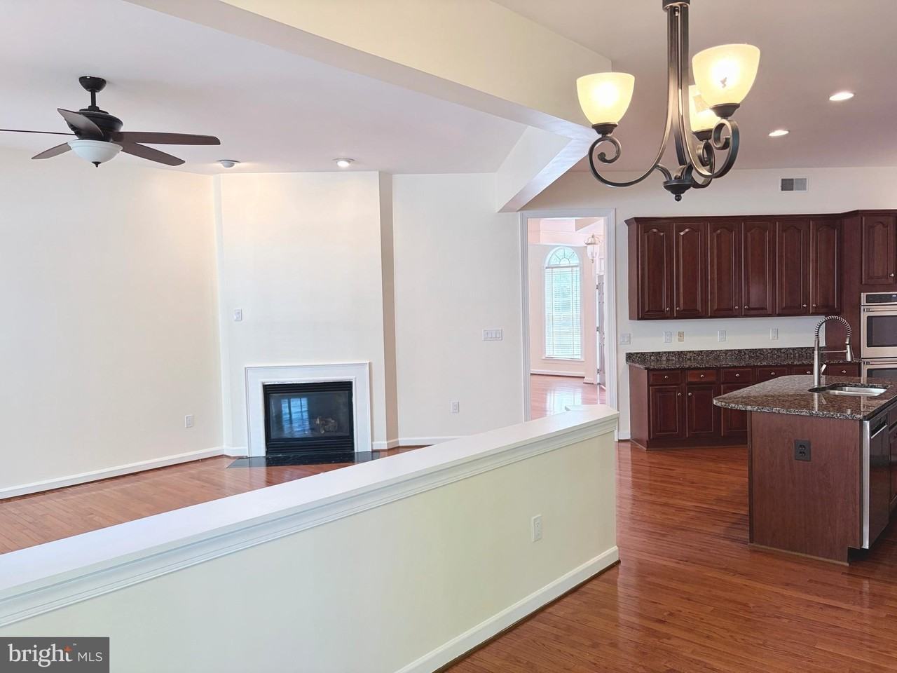 2178 Harithy Dr - Photo 5 of 31