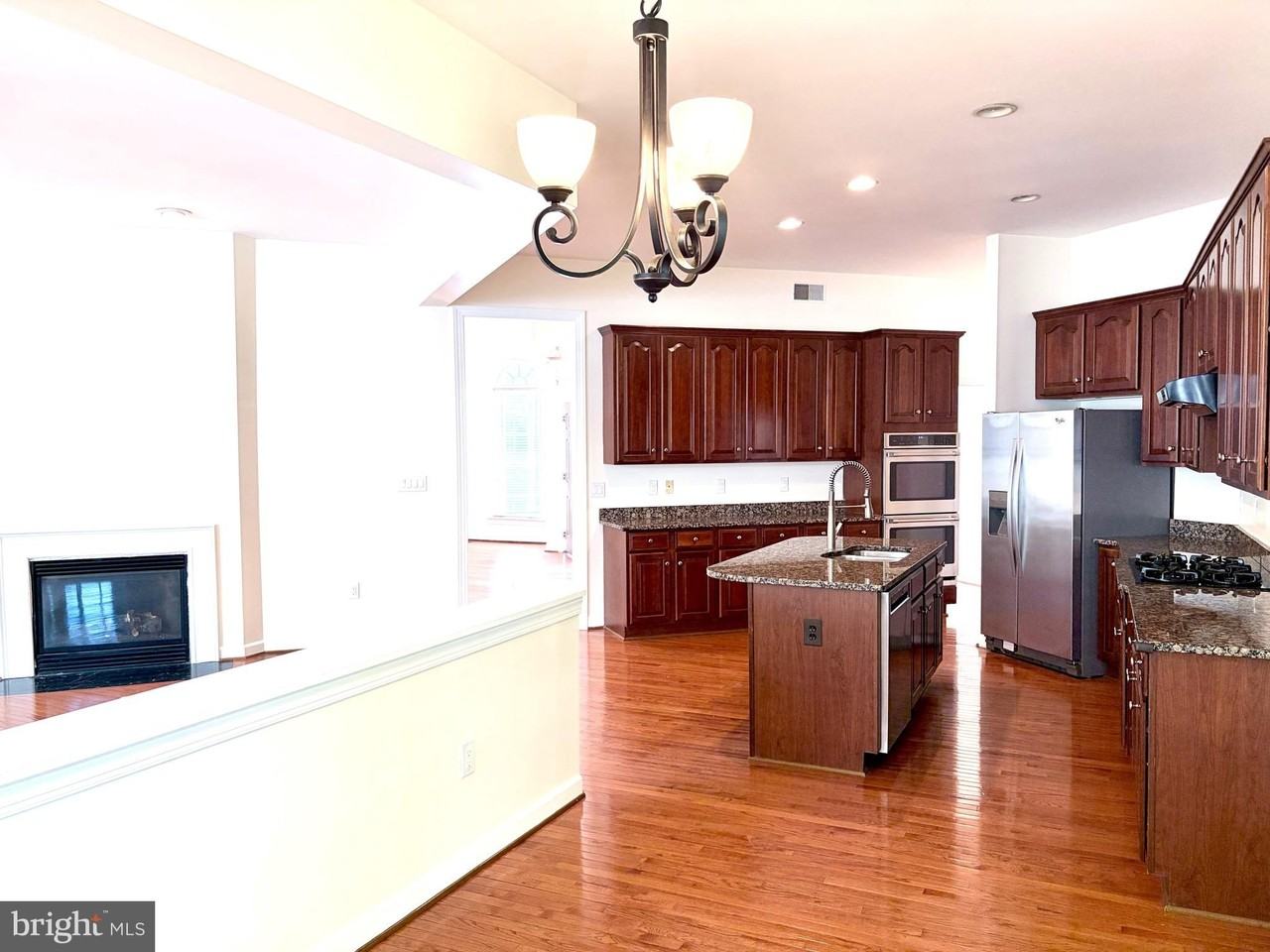 2178 Harithy Dr - Photo 6 of 31
