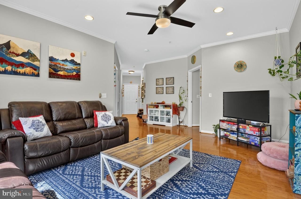 2921 Deer Hollow Way #113 - Photo 3 of 26