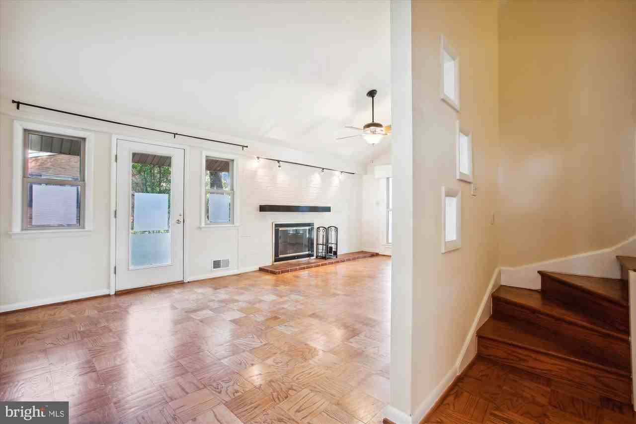 8509 Cyrus Pl - Photo 3 of 50