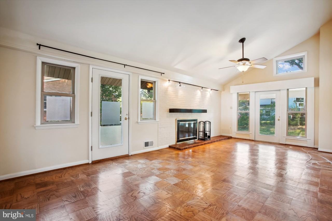 8509 Cyrus Pl - Photo 4 of 50