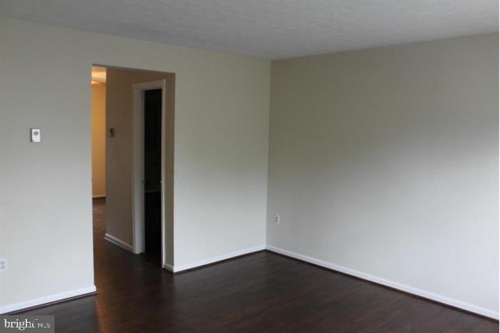 414 Cornwallis Ct - Photo 7 of 19